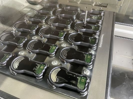 2つのコンポーネントPU樹脂エポキシ配送機を持つコンデンサータポッティングマシン
